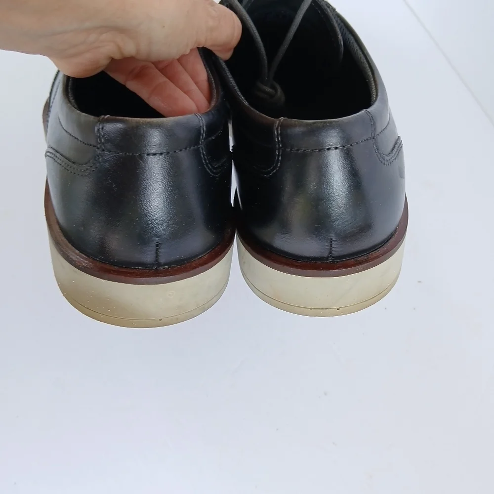 Ecco Black Leather Wingtip Biarritz Brogue Derby